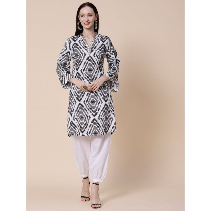 FASHOR Abstract Printed Sequins Embroidered Bell Sleeves Kurta With Pant - Grey (Set of 2)