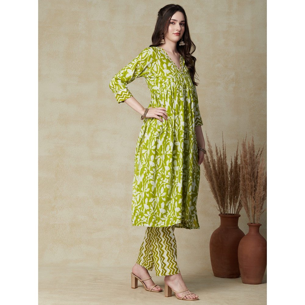 FASHOR Ethnic & Chevron Printed A-Line Pleated Kurta with Pant Green (Set of 2)