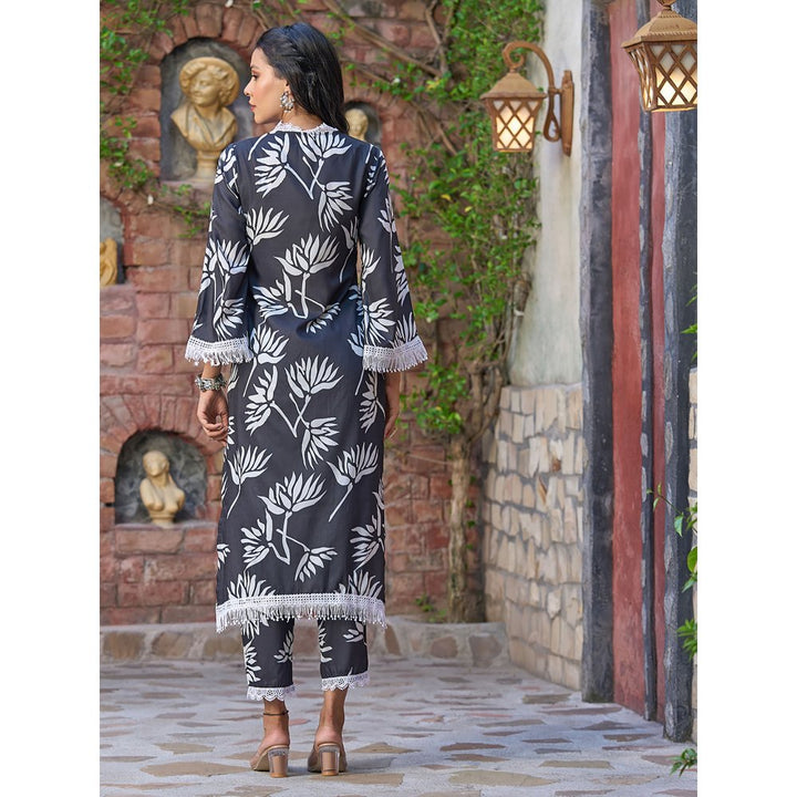 FASHOR Floral Printed Crochet & Fringed Lace Embellished Kurta & Pants - Black (Set of 2)