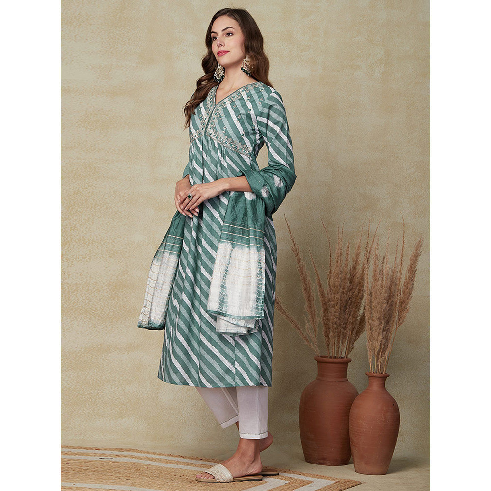 FASHOR Diagonal Striped Kurta with Pant and Dupatta - Green (Set of 3)