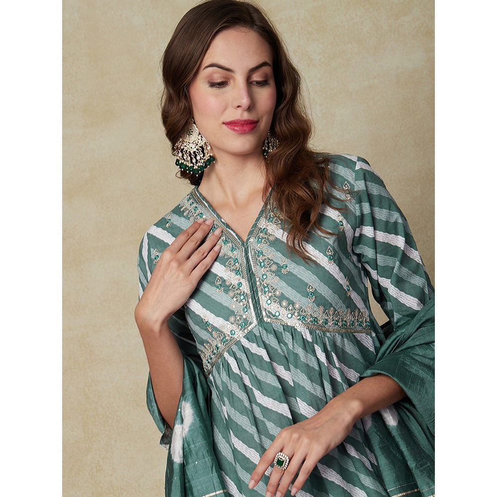 FASHOR Diagonal Striped Kurta with Pant and Dupatta - Green (Set of 3)