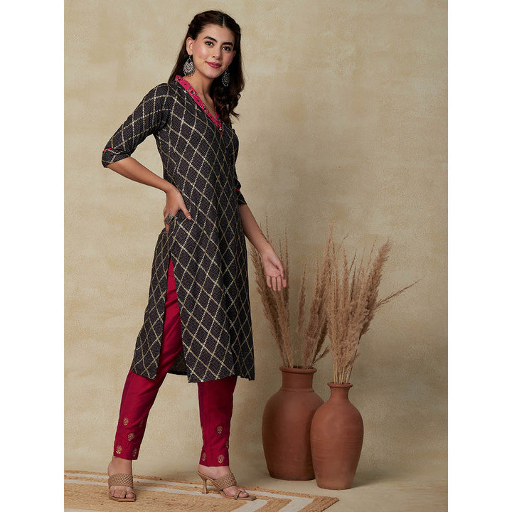 FASHOR Geometric Foil Printed Straight Fit Kurta - Black