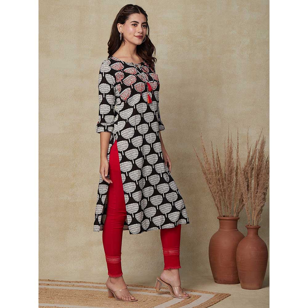 FASHOR Printed Resham Embroidered Kurta- Black