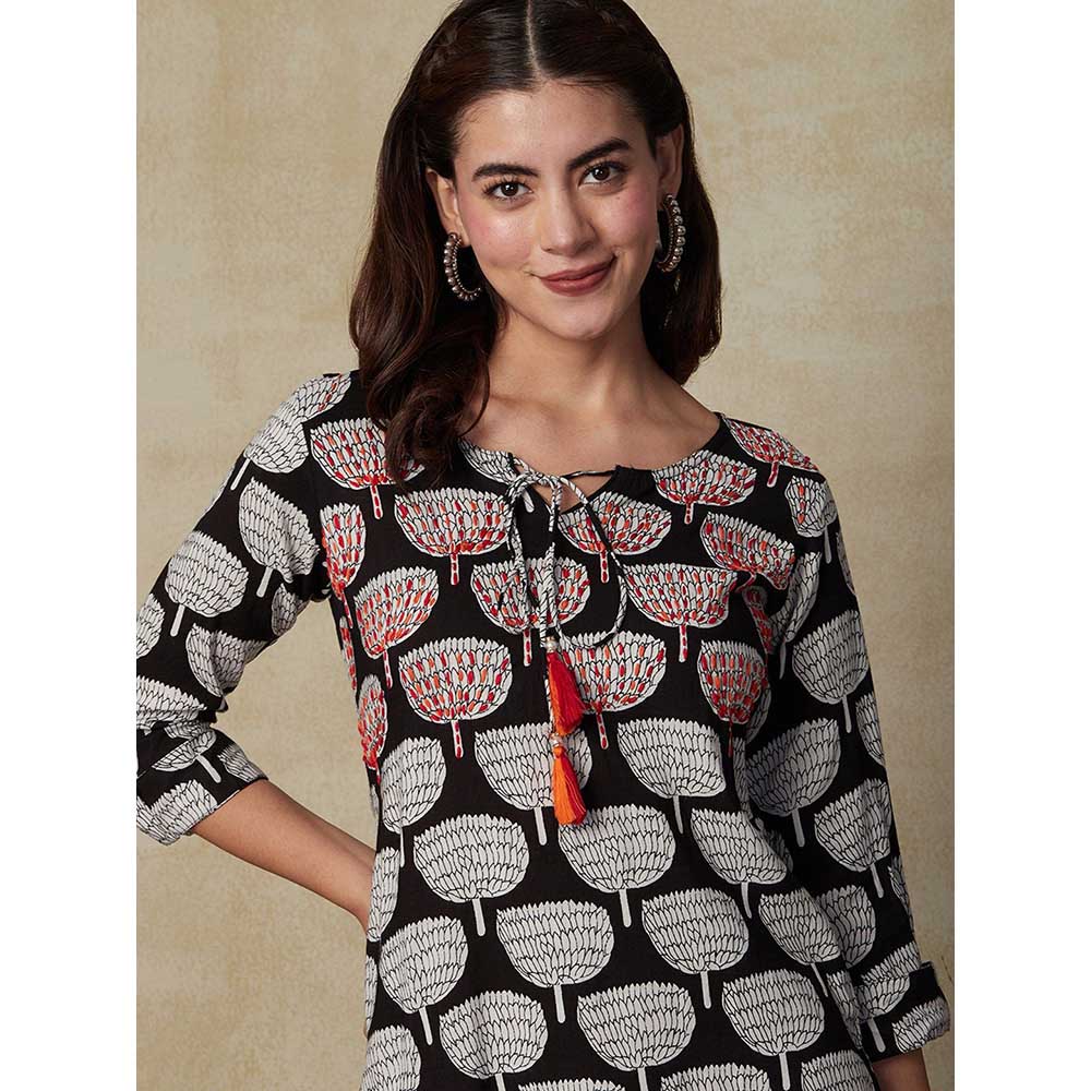 FASHOR Printed Resham Embroidered Kurta- Black