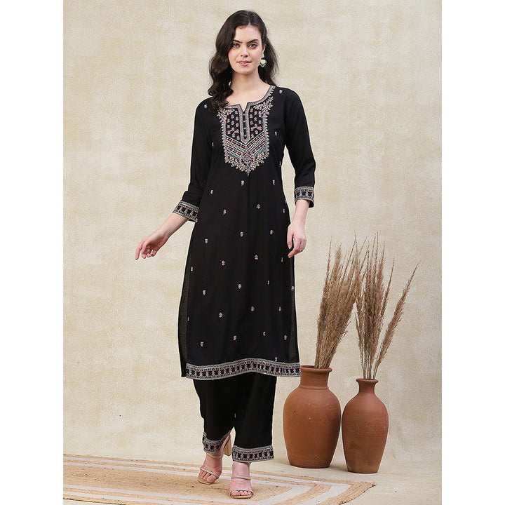 FASHOR Embroidered Kurta with Pant - Black (Set of 2)