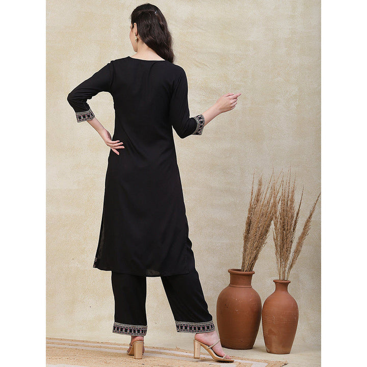 FASHOR Embroidered Kurta with Pant - Black (Set of 2)