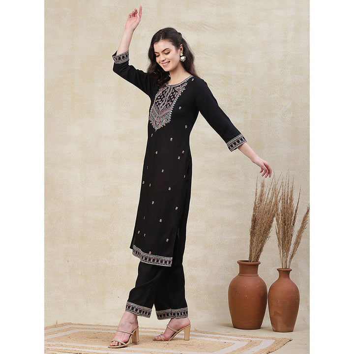 FASHOR Embroidered Kurta with Pant - Black (Set of 2)