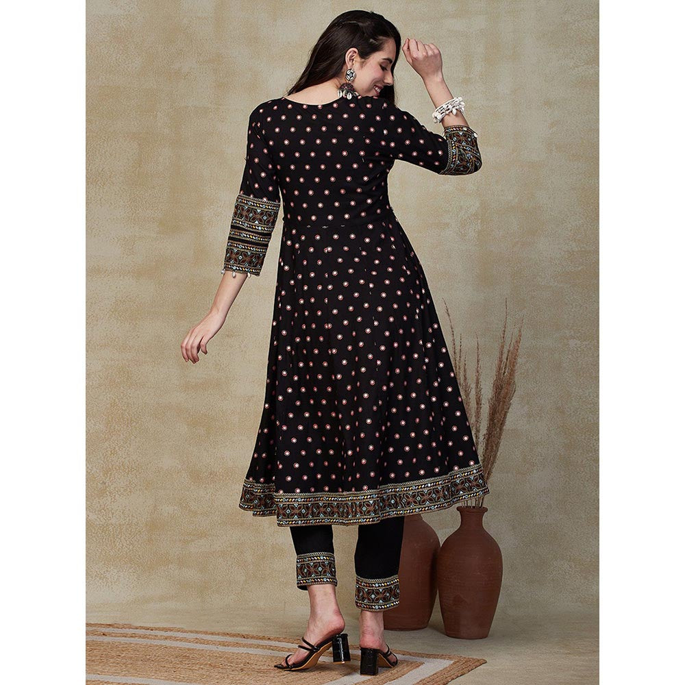 FASHOR Embroidered Kurta with Pants - Black (Set of 2)