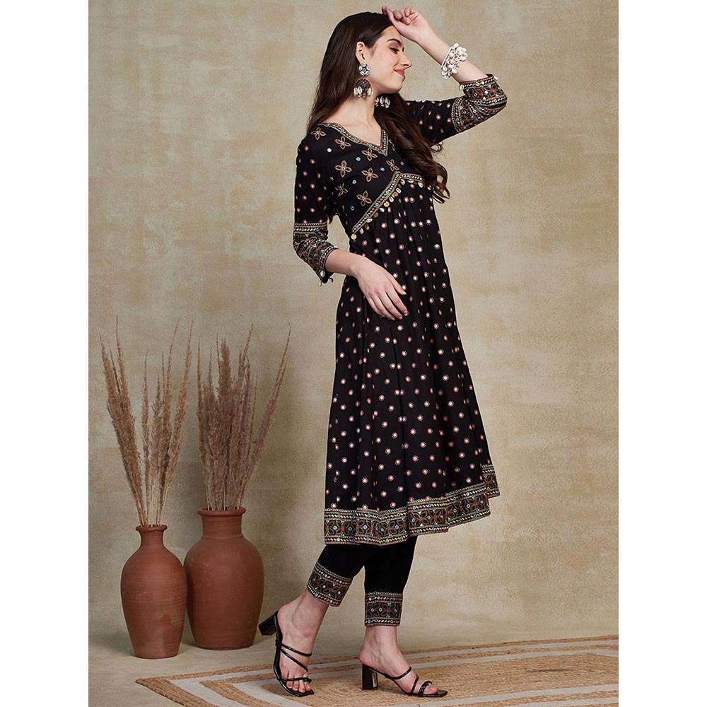 FASHOR Embroidered Kurta with Pants - Black (Set of 2)