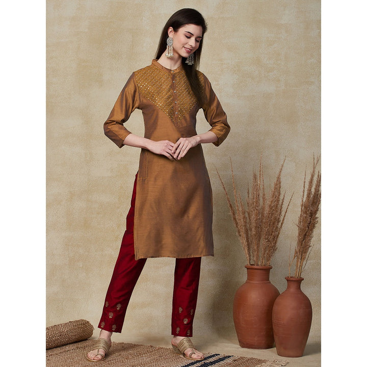 FASHOR Ethnic Embroidered Straight Fit Kurta - Brown