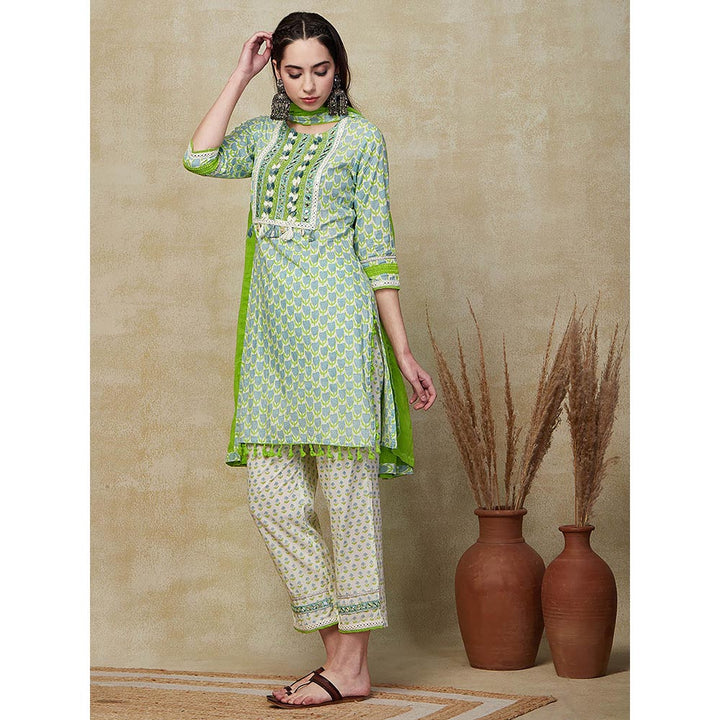 FASHOR Printed Embroidered Kurta with Pant & Dupatta - Green (Set of 3)