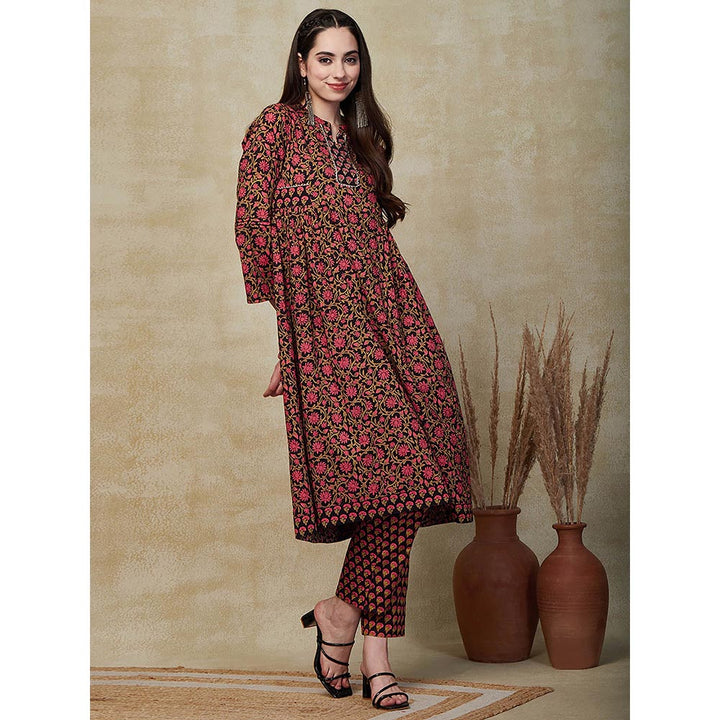 FASHOR Floral Printed & Embroidered Kurta with Pant - Black (Set of 2)