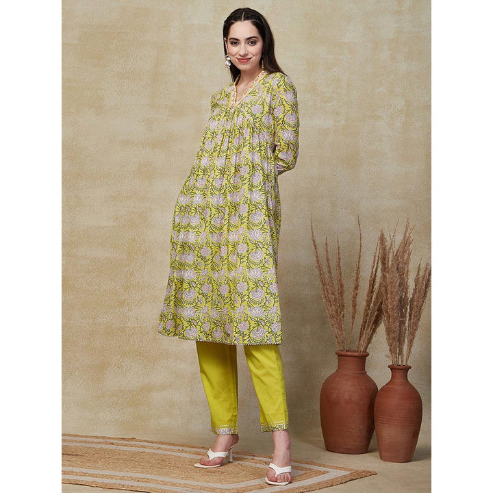 FASHOR Ethnic Floral Printed Kurta with Pant - Green (Set of 2)