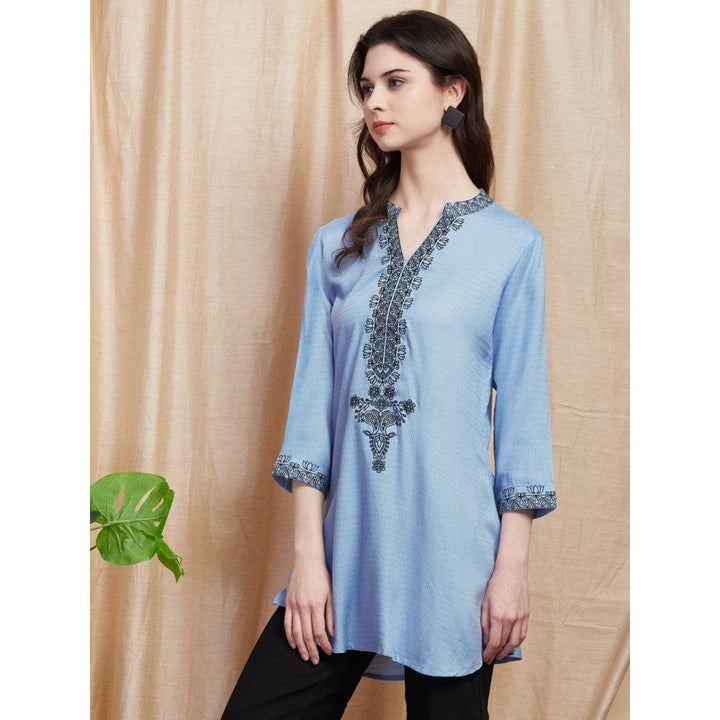 FASHOR Solid Dobby Design Resham Embroidered Kurti - Blue