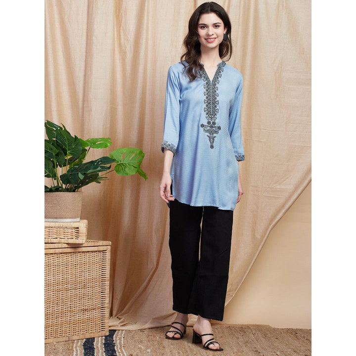 FASHOR Solid Dobby Design Resham Embroidered Kurti - Blue