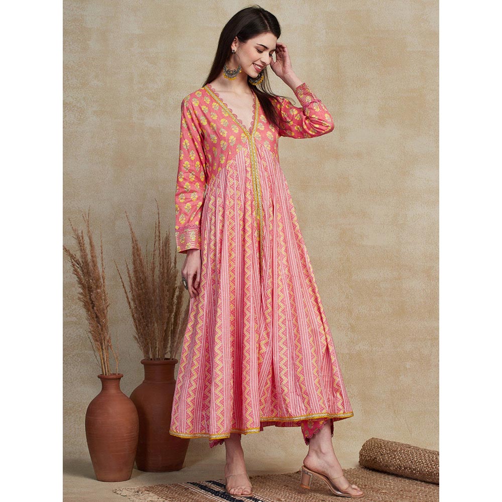 FASHOR Ethnic Floral Printed Kurta With Pant - Pink (Set of 2)