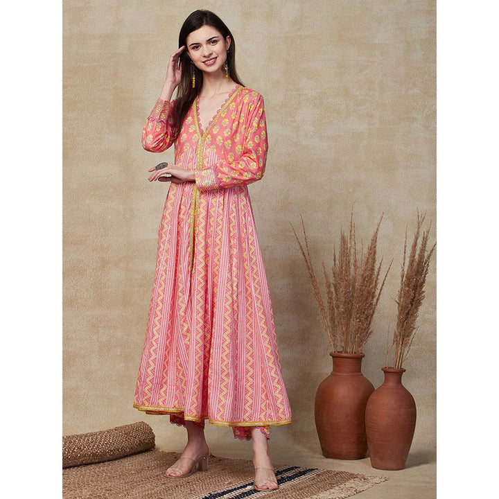 FASHOR Ethnic Floral Printed Kurta With Pant - Pink (Set of 2)