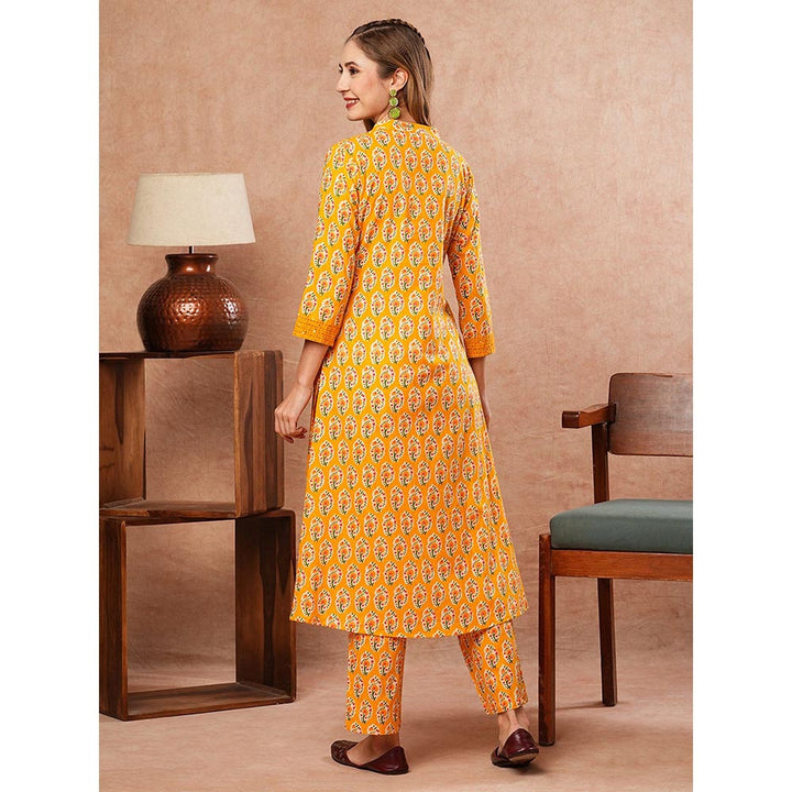 FASHOR Ethnic Sequence Floral Print Kurta With Pant - Yellow (Set of 2)