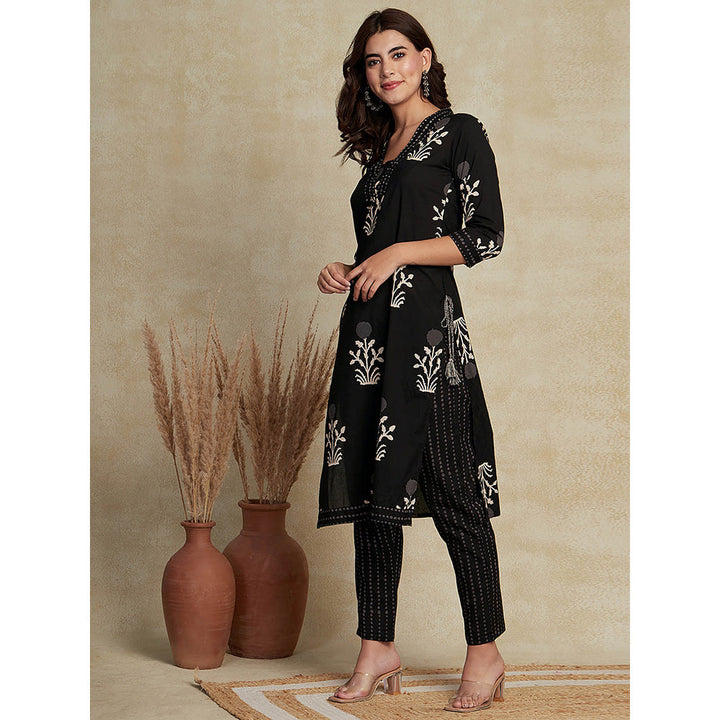 FASHOR Floral Printed Kurta With Pant - Black (Set of 2)