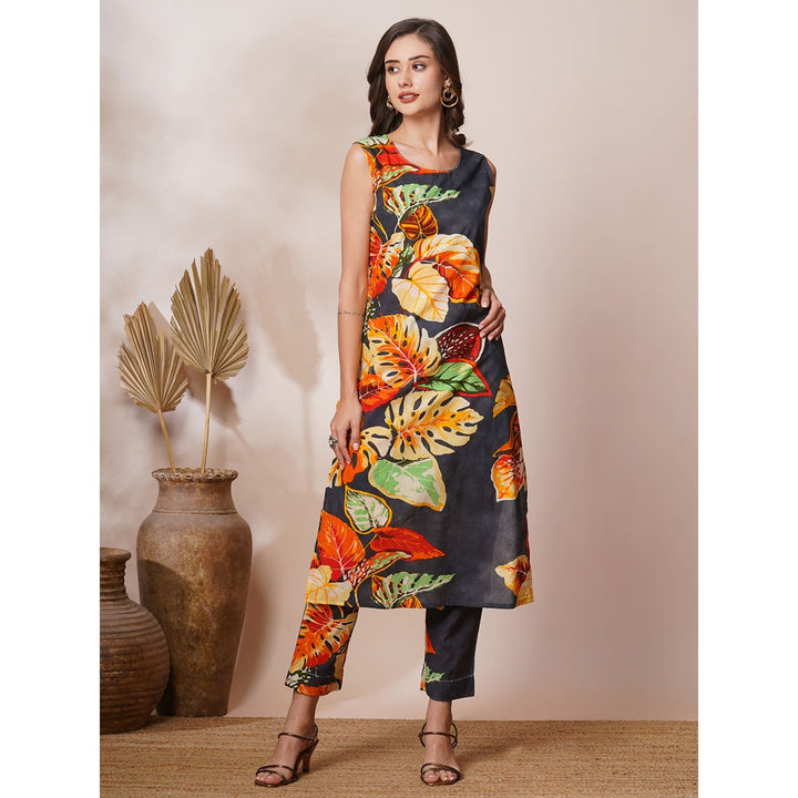 FASHOR Grey Tropical Floral Printed Straight Fit Kurta with Pant (Set of 2)