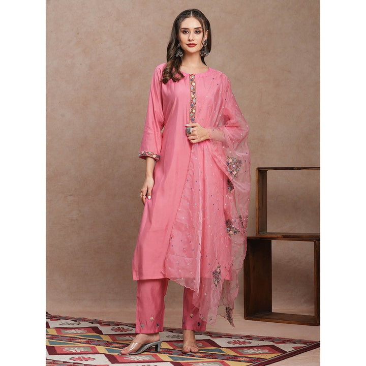 FASHOR Pink Hand Embroidered Straight Fit Kurta with Pant & Dupatta (Set of 3)