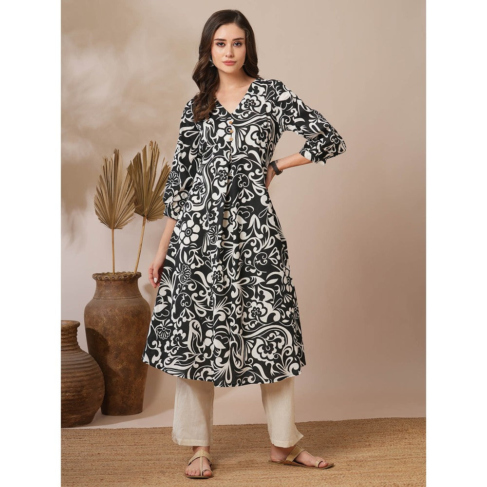 FASHOR Black Floral Printed A-Line Pleated Kurta with Pant (Set of 2)