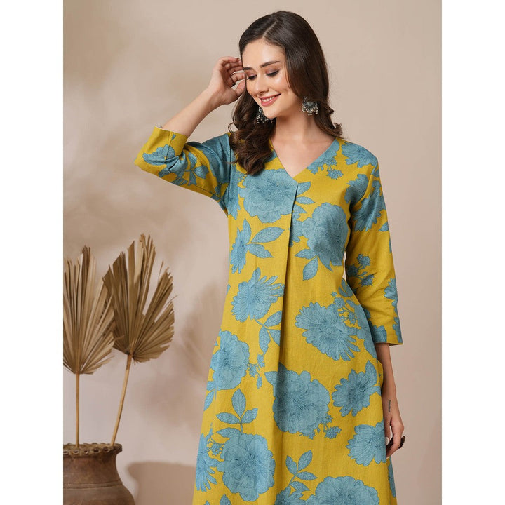 FASHOR Yellow Floral Printed Straight Fit Kurta with Pant (Set of 2)