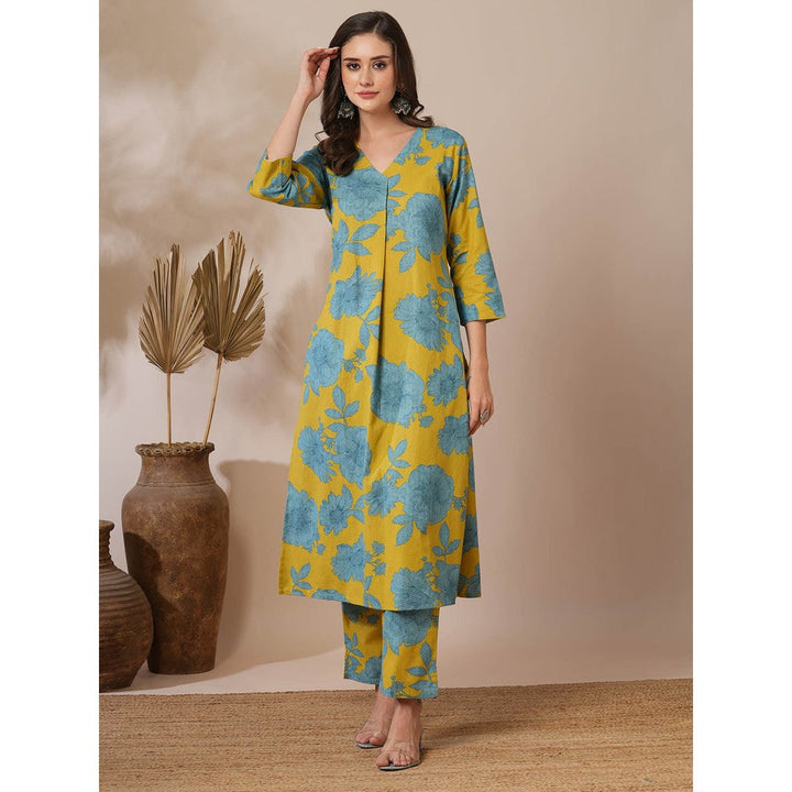 FASHOR Yellow Floral Printed Straight Fit Kurta with Pant (Set of 2)