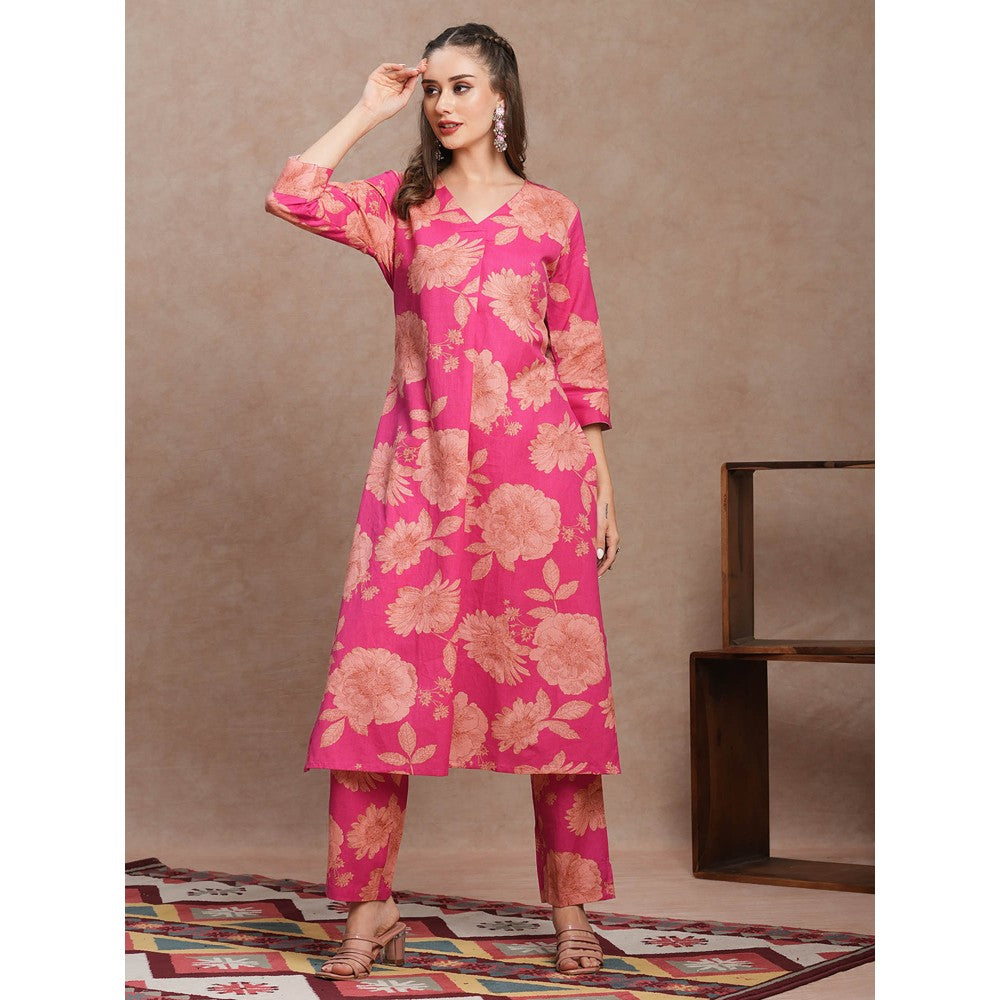 FASHOR Pink Floral Printed Straight Fit Kurta with Pant (Set of 2)