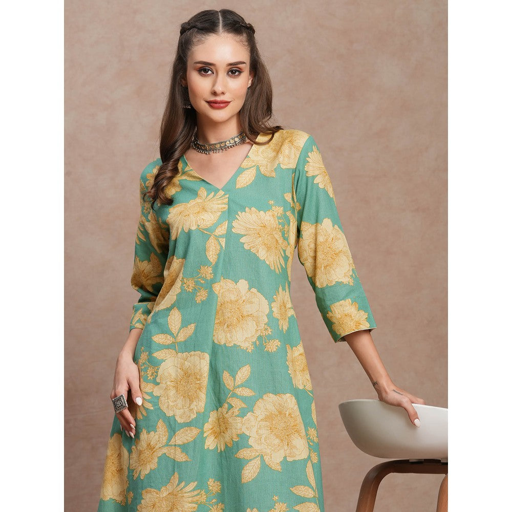 FASHOR Green Floral Printed Straight Fit Kurta with Pant (Set of 2)