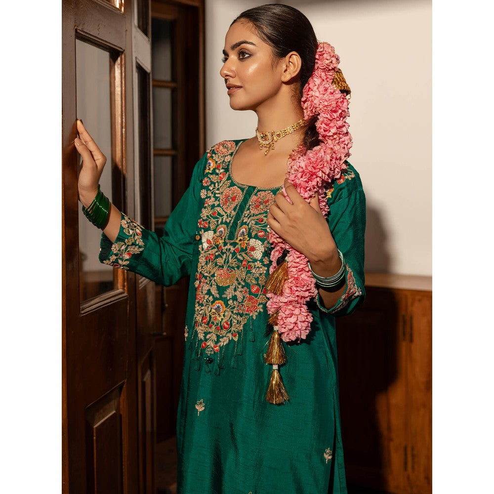 FASHOR Floral Embroidered Straight Fit Kurta with Pant and Dupatta - Green (Set of 3)