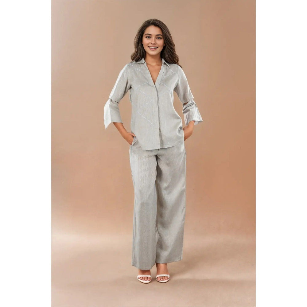 Fawn 24 Blue Dune Bell Sleeve Shirt