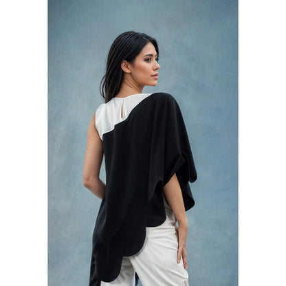 Fawn 24 Black Scallop Duo Top