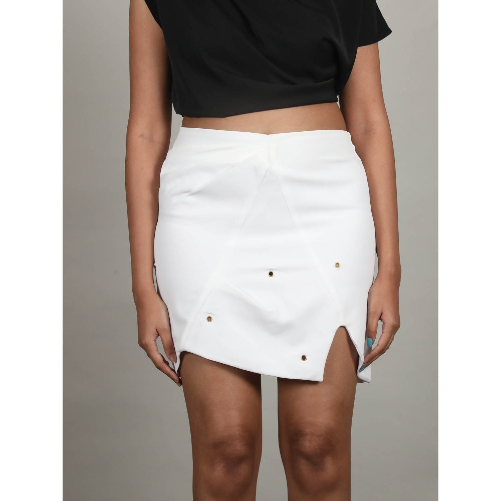 Fawn 24 White Nightfall Temptress Skirt