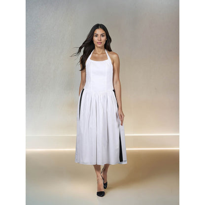 Fawn 24 White Poplin Swing Dress