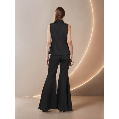 Fawn 24 Black Waist Coat