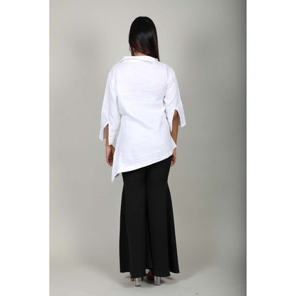 Fawn 24 White Ruched Top