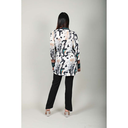 Fawn 24 White Ink Whisper Top