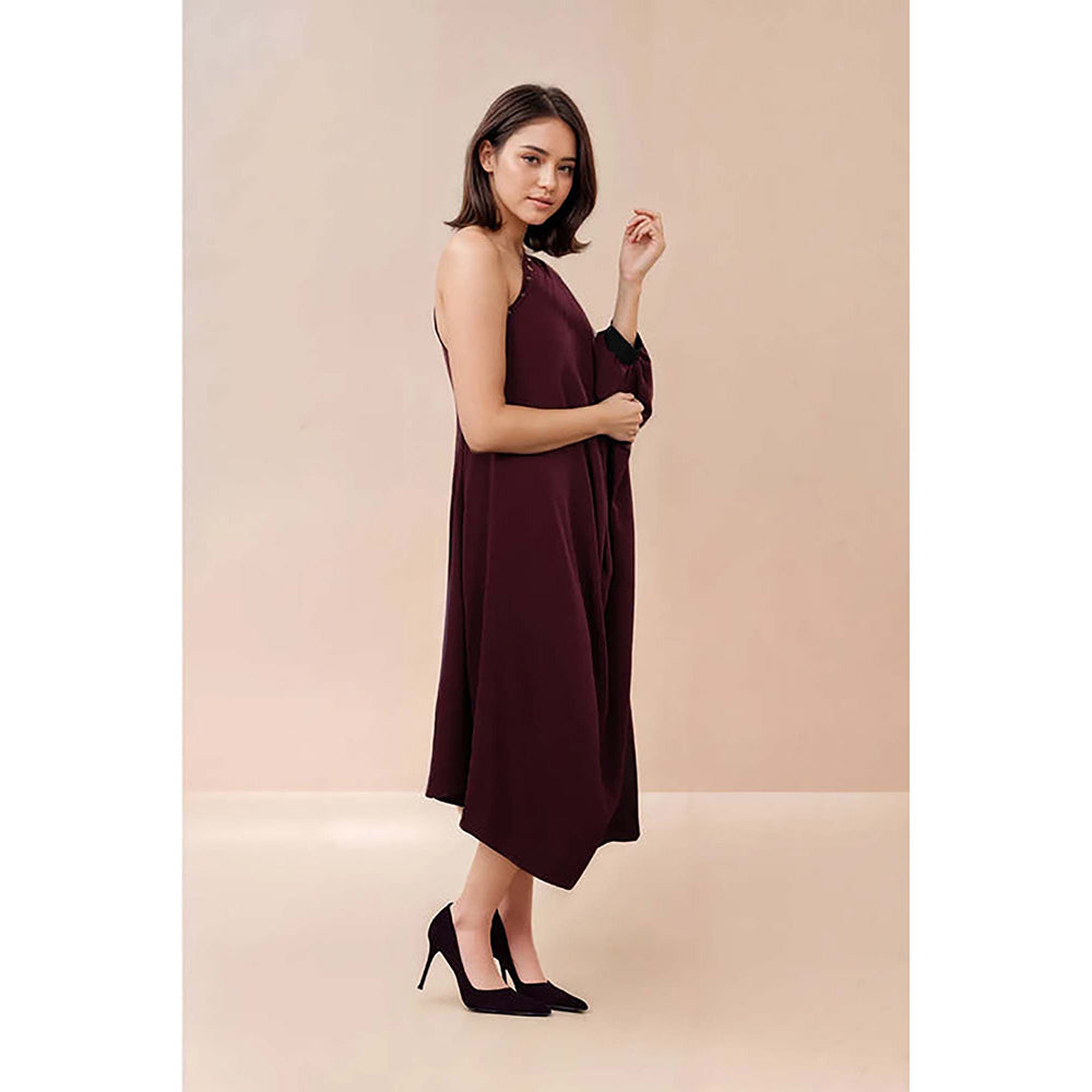 Fawn 24 Burgundy Crepe One Shoulder Solid/Plain Sleeveless Dress