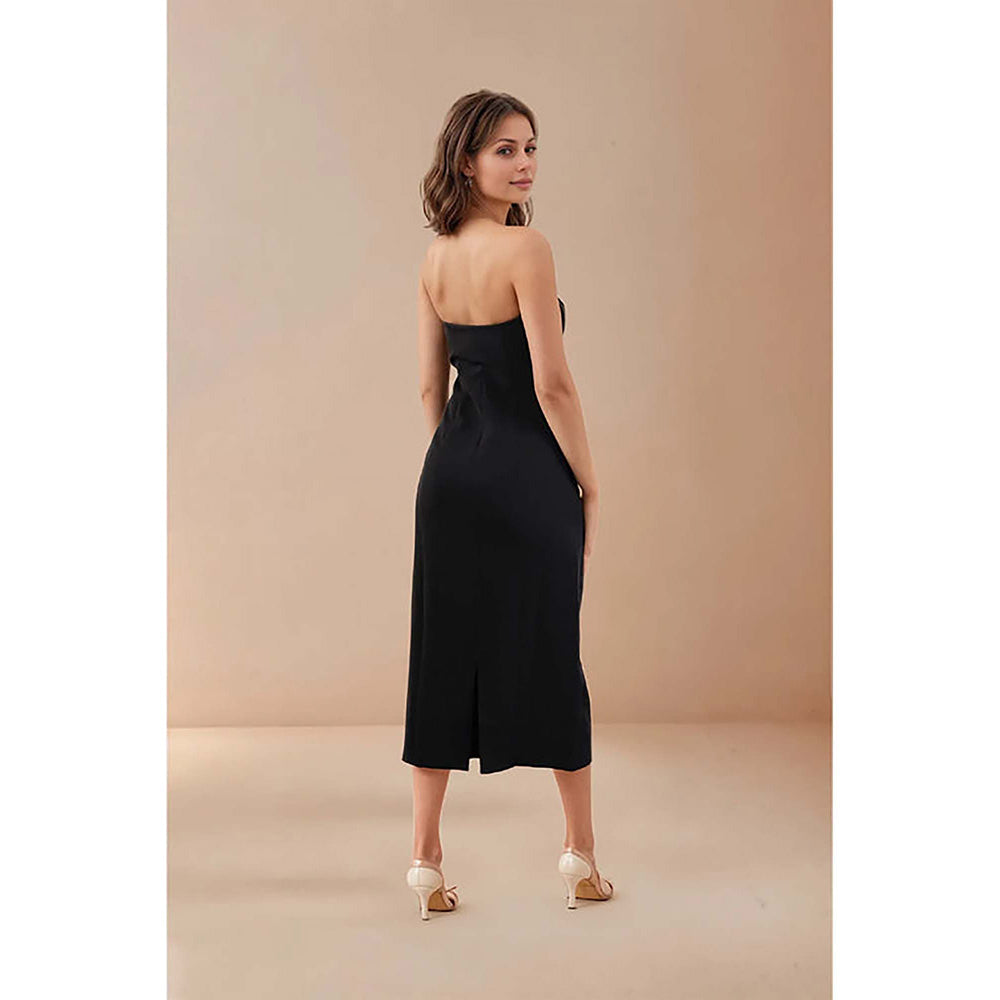 Fawn 24 Black Crepe Strapless/Tube Solid/Plain Sleeveless Midi Dress