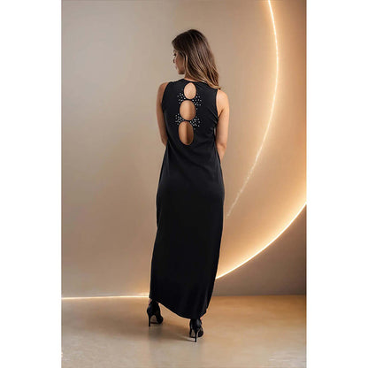 Fawn 24 Black Polyester Round Neck Solid/Plain Sleeveless Maxi Dress