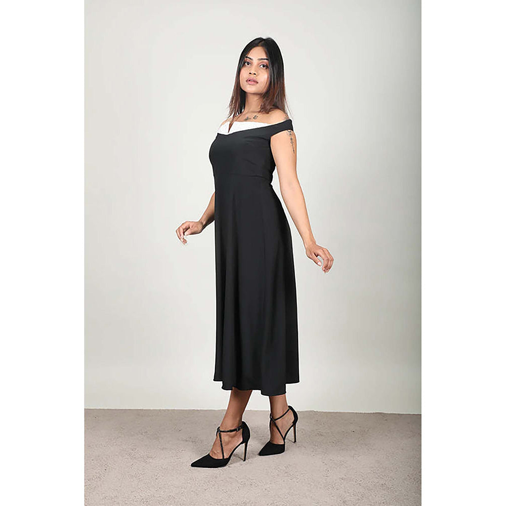 Fawn 24 Black Mesh Off Shoulder Solid/Plain Sleeveless Midi Dress
