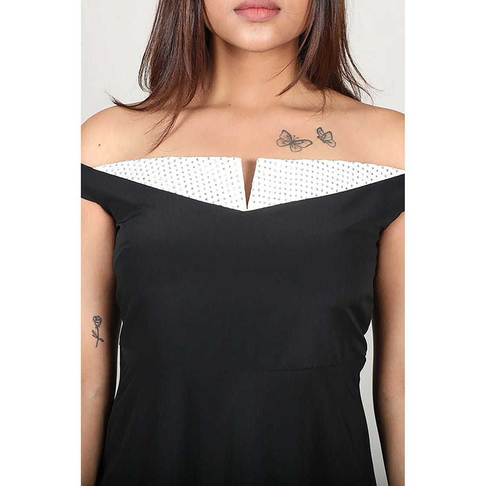 Fawn 24 Black Mesh Off Shoulder Solid/Plain Sleeveless Midi Dress