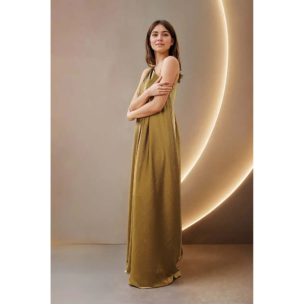Fawn 24 Gold Satin One Shoulder Solid/Plain Sleeveless Gown Dress