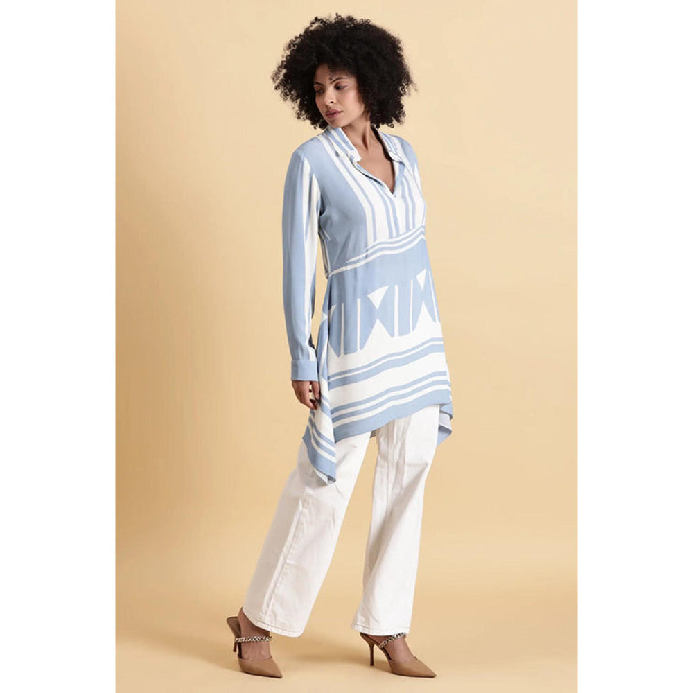 Fawn 24 Oceanic Echoes Top