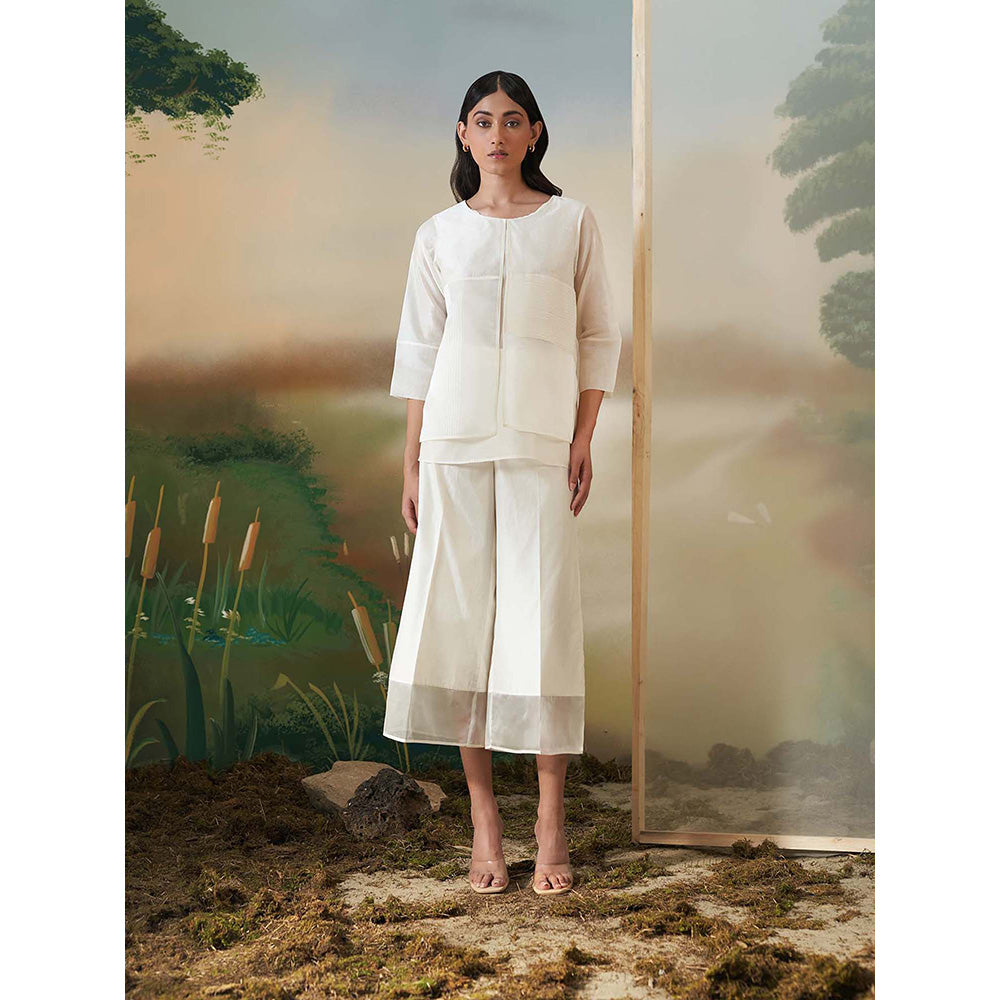 FEBo6 Sun & Shade White Co-Ord (Set of 2)