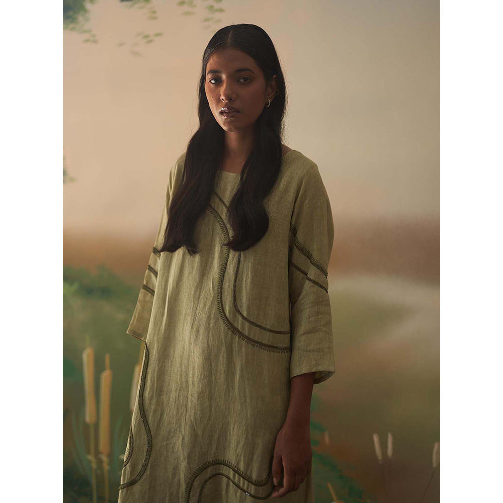 FEBo6 Pinewood Green Midi Dress