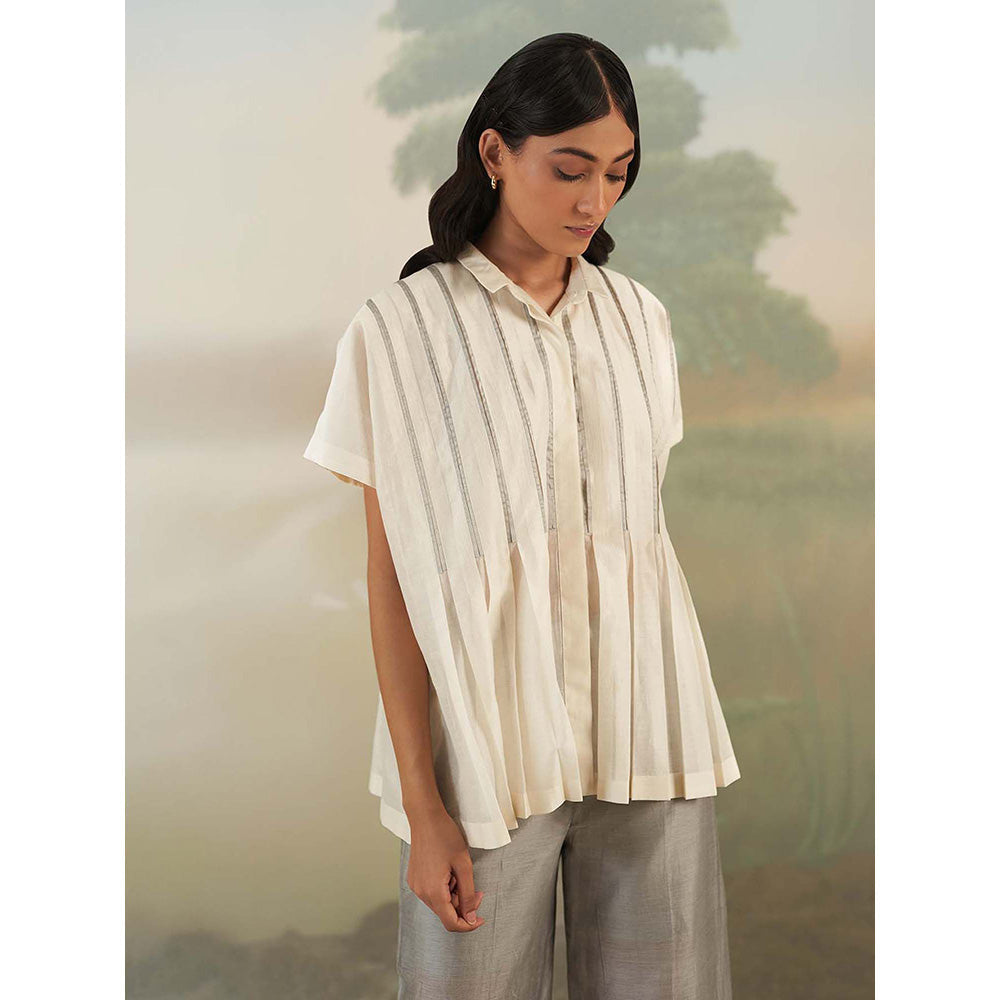 FEBo6 Ivory Box Pleated Shirt