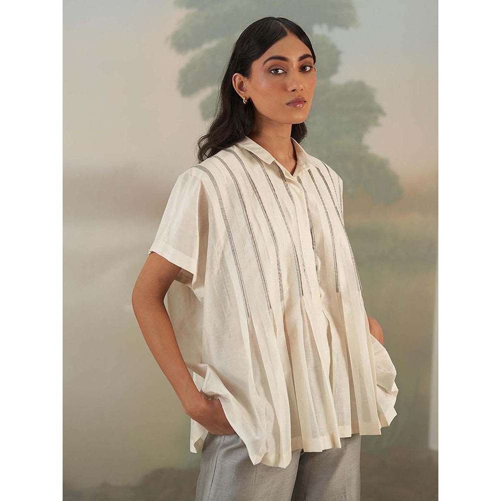 FEBo6 Ivory Box Pleated Shirt