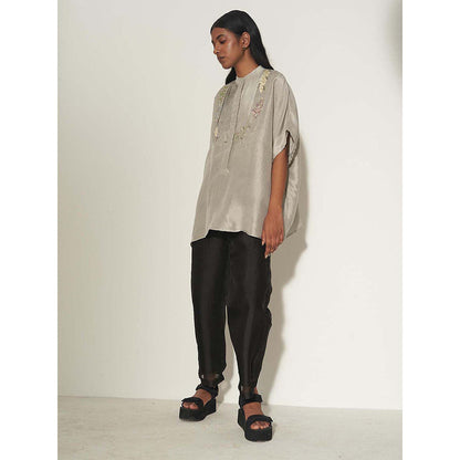 FEBo6 Garland Grey Kaftan Top